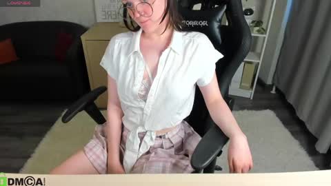 Emily online show from May 2, 2026, 1:10 am