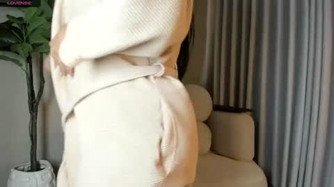 Snapshot of emily_huddson_ chatting on June 17, 2026, 3:35 pm independet model online show from June 17, 2026, 3:35 pm