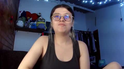 Julieta online show from March 4, 2025, 5:24 pm