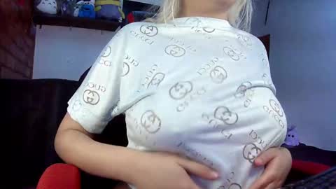 Julieta online show from March 6, 2025, 6:16 pm