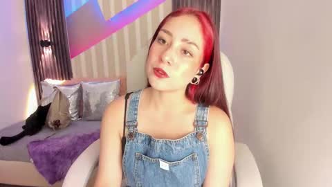 Emily online show from November 4, 2025, 2:38 pm