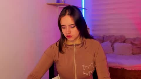 emily_lindey online show from October 24, 2025, 3:36 am