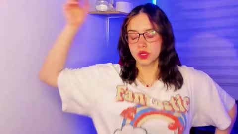 emily_lindey online show from October 30, 2025, 3:30 am