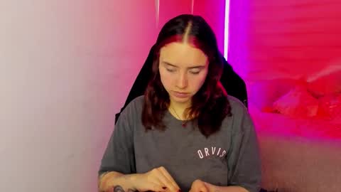 emily_lindey online show from December 16, 2025, 3:11 am