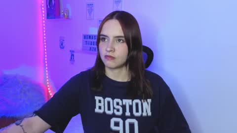 Emily Lindey online show from March 4, 2026, 2:17 am