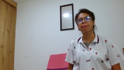 Emily online show from June 9, 2026, 12:44 am