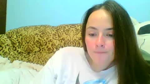 Snapshot of emily_morning_dew chatting on December 19, 2024, 8:34 pm emily_morning_dew online show from December 19, 2024, 8:34 pm