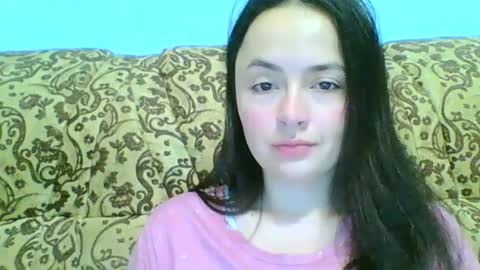 Snapshot of emily_morning_dew chatting on January 17, 2025, 5:53 am emily_morning_dew online show from January 17, 2025, 5:53 am