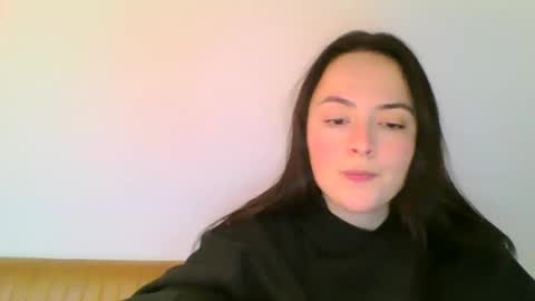 Snapshot of emily_morning_dew chatting on January 22, 2025, 2:35 pm emily_morning_dew online show from January 22, 2025, 2:35 pm