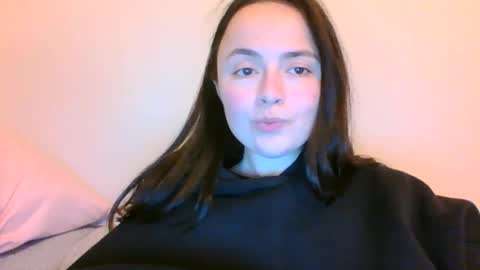 Snapshot of emily_morning_dew chatting on January 22, 2025, 5:38 pm emily_morning_dew online show from January 22, 2025, 5:38 pm