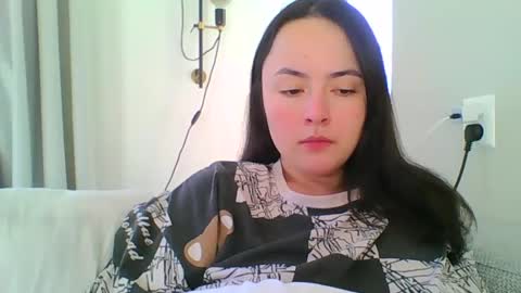 Snapshot of emily_morning_dew chatting on January 26, 2025, 9:19 am emily_morning_dew online show from January 26, 2025, 9:19 am