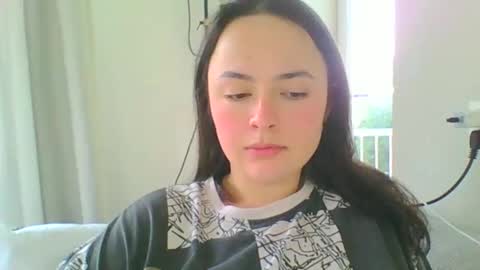 Snapshot of emily_morning_dew chatting on January 27, 2025, 7:56 am emily_morning_dew online show from January 27, 2025, 7:56 am