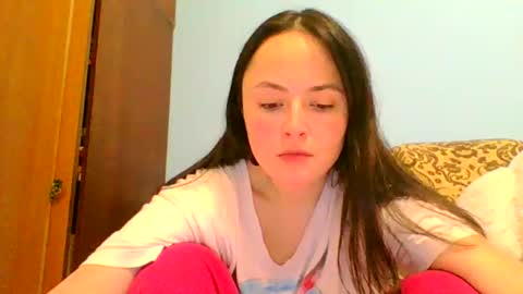 Snapshot of emily_morning_dew chatting on February 11, 2025, 8:42 pm emily_morning_dew online show from February 11, 2025, 8:42 pm
