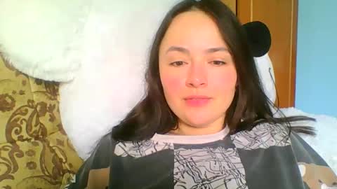 Snapshot of emily_morning_dew chatting on March 5, 2025, 6:12 am emily_morning_dew online show from March 5, 2025, 6:12 am