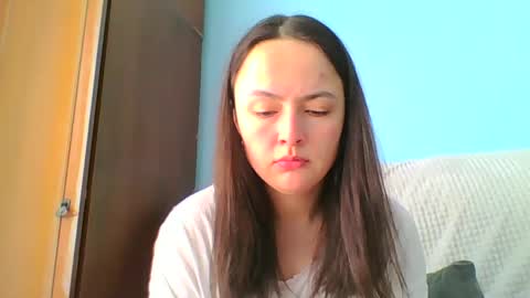 Snapshot of emily_morning_dew chatting on March 11, 2025, 8:09 am emily_morning_dew online show from March 11, 2025, 8:09 am