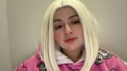 emily_morning_dew online show from December 15, 2025, 1:59 pm