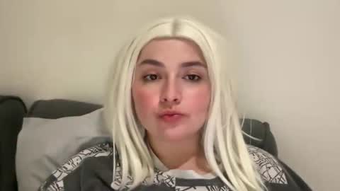 emily_morning_dew online show from March 18, 2026, 5:05 pm