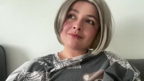 Snapshot of emily_morning_dew chatting on July 10, 2026, 9:34 am emily_morning_dew online show from July 10, 2026, 9:34 am