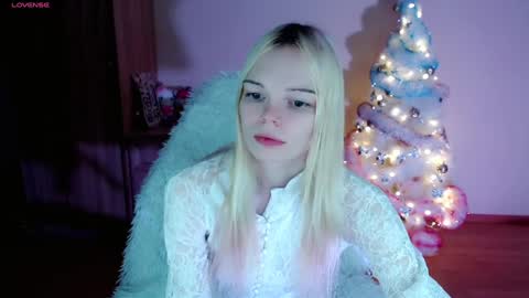 Lia online show from January 2, 2025, 9:18 pm