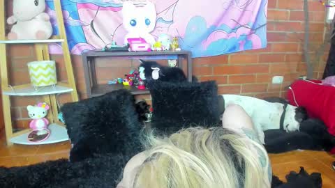 emily_salvatore online show from October 29, 2025, 9:38 pm