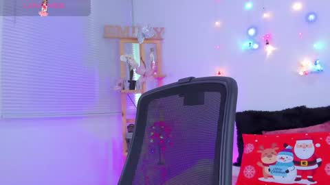 Snapshot of emily_sanderss1 chatting on January 5, 2025, 6:56 pm Emily online show from January 5, 2025, 6:56 pm