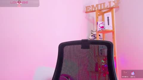 Snapshot of emily_sanderss1 chatting on March 12, 2025, 1:08 pm Emily online show from March 12, 2025, 1:08 pm
