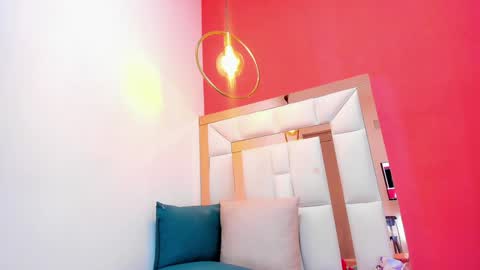 Emily online show from January 13, 2025, 2:42 pm