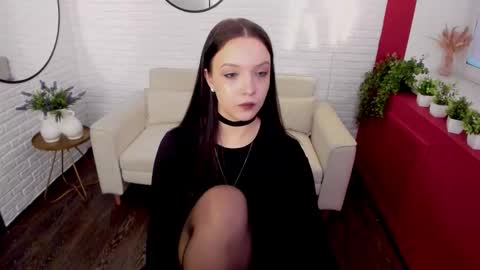 Snapshot of emily_tendermeow chatting on February 5, 2026, 5:56 am Emily online show from February 5, 2026, 5:56 am