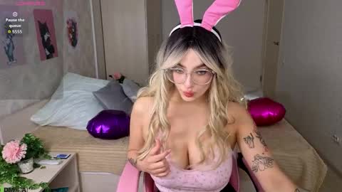 Emily online show from April 1, 2026, 7:09 am