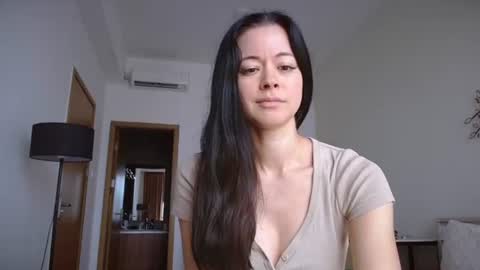 Emily Alexa online show from August 6, 2026, 7:21 am