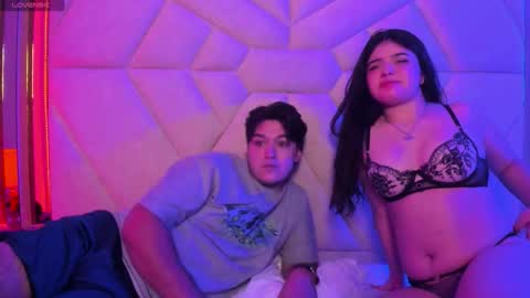 Amily  Andrew online show from November 10, 2025, 4:55 am