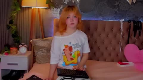 Baby Emelli online show from December 17, 2025, 8:20 am