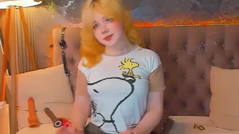 Snapshot of emilyangels chatting on April 28, 2026, 6:40 am Baby Emelli online show from April 28, 2026, 6:40 am