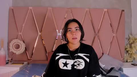 Emily online show from December 22, 2025, 1:13 am