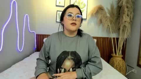 Emily online show from May 26, 2026, 3:46 am