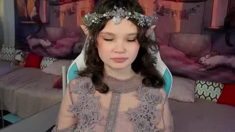 Emilyhaves online show from October 30, 2025, 6:41 pm
