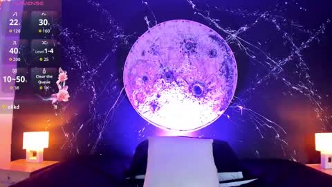 Snapshot of emilyevanss1_ chatting on October 7, 2025, 4:20 am Emily online show from October 7, 2025, 4:20 am