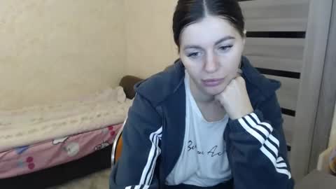 emilyfork online show from November 5, 2025, 6:57 am