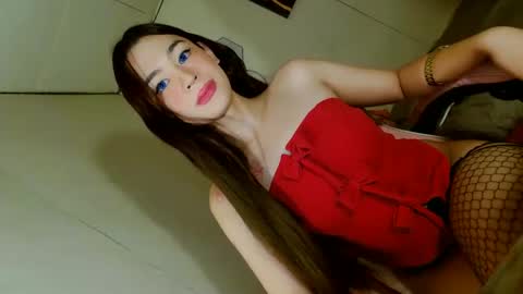 ariane online show from November 1, 2025, 9:44 am