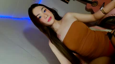 ariane online show from November 9, 2025, 8:23 am