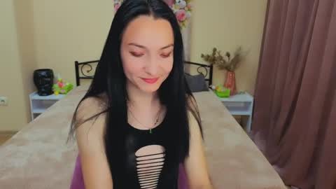 emilygreyy__ online show from April 6, 2026, 5:58 pm