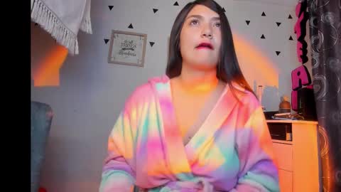 Snapshot of emilyjangcandy_ chatting on November 15, 2025, 11:07 am Emily Jang online show from November 15, 2025, 11:07 am