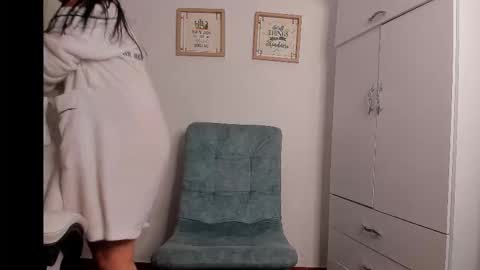 Snapshot of emilyjangcandy_ chatting on November 23, 2025, 3:01 pm Emily Jang online show from November 23, 2025, 3:01 pm