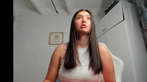 Snapshot of emilyjangcandy_ chatting on December 4, 2025, 1:09 pm Emily Jang online show from December 4, 2025, 1:09 pm