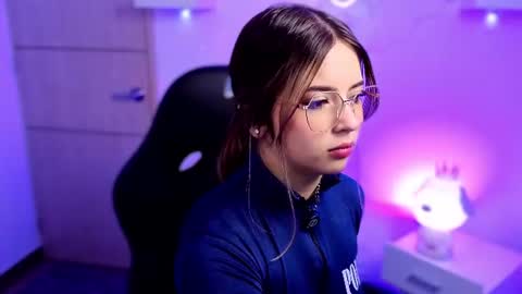 VALEEEN online show from June 26, 2026, 3:38 pm