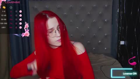 EmilyKents online show from October 6, 2025, 1:47 am