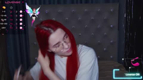 EmilyKents online show from October 14, 2025, 1:28 am