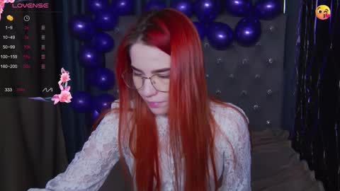 EmilyKents online show from November 24, 2025, 1:27 am