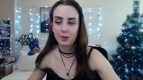 Emyli online show from December 19, 2024, 4:56 am