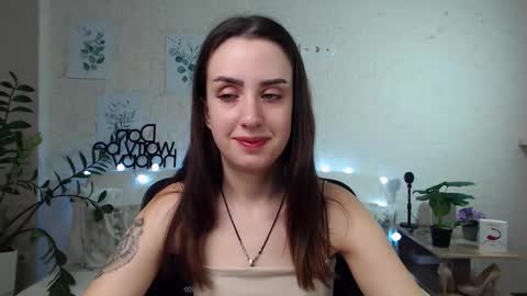 Emyli online show from January 15, 2025, 4:04 am